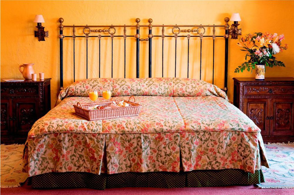 圣克鲁斯广场酒店 圣克鲁兹 外观 照片 A bed