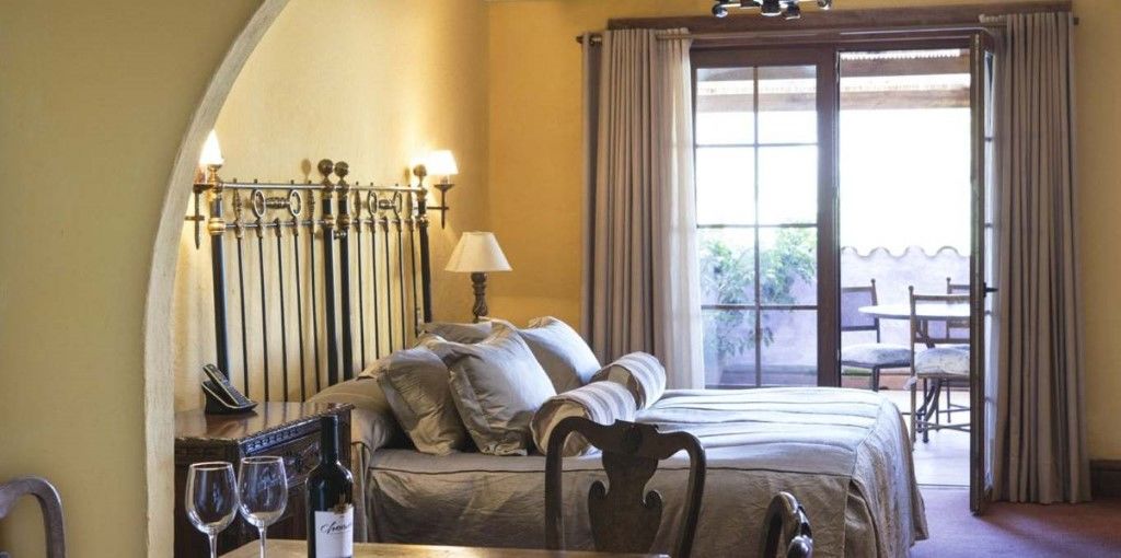 圣克鲁斯广场酒店 圣克鲁兹 外观 照片 A room at Hotel El Palacete